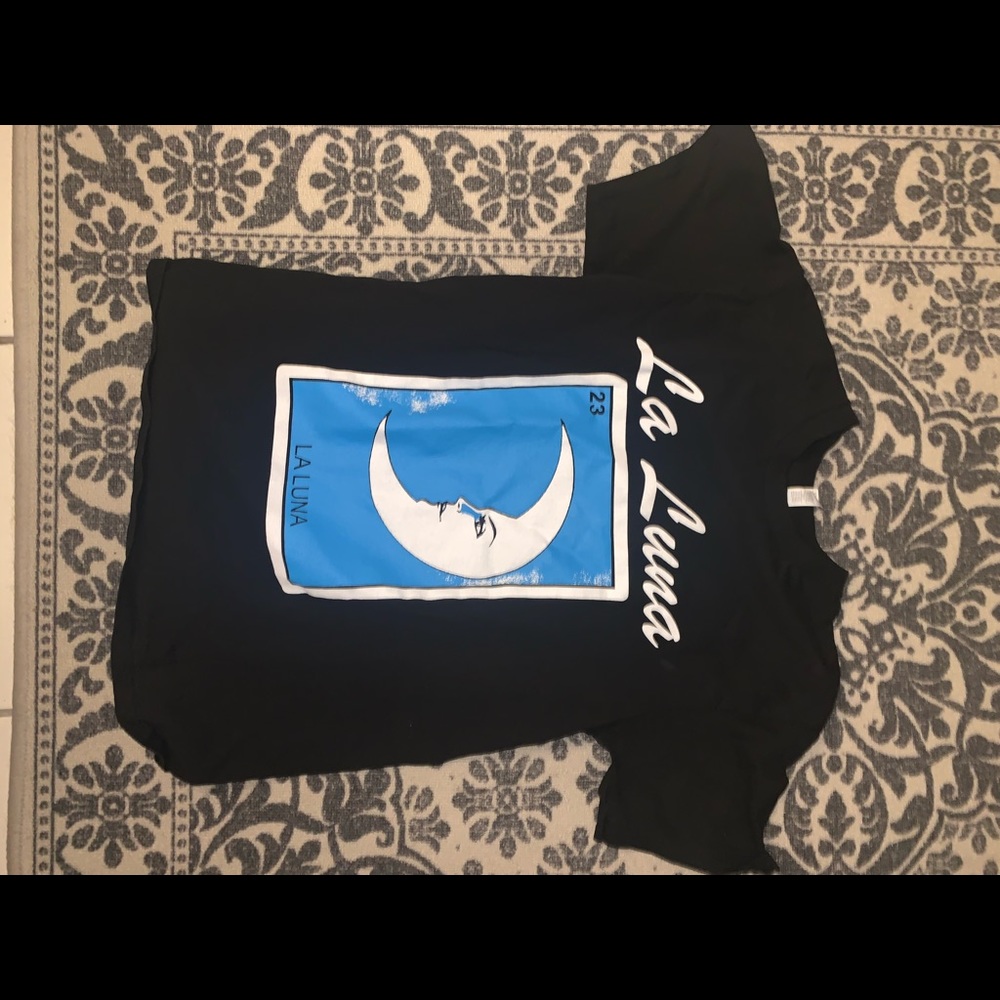 Black Loteria shirt